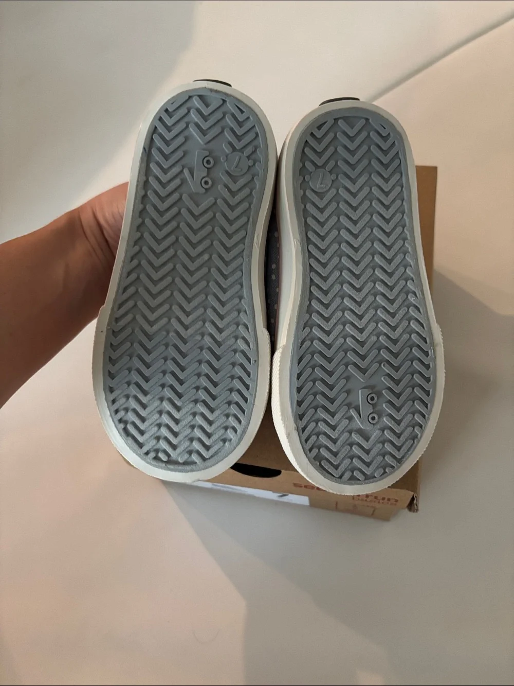 See Kai Run Toddler Alex light blue shoes Size 7 New in Box - Picture 7 of 8